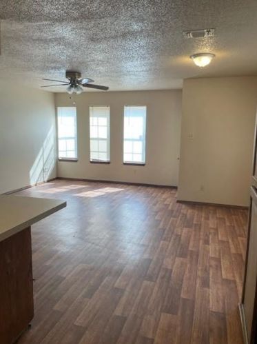 3211 Eastridge Dr, Fort Worth TX  76117-3806 exterior