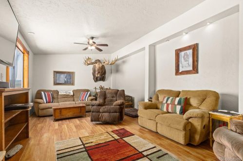 21900 Middle Creek Rd, Oak Creek CO 80467-9727 exterior