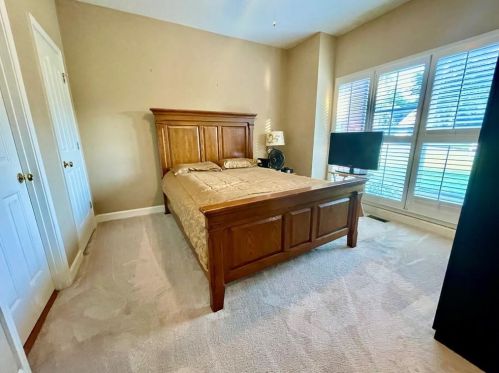 1300 Pond Springs Trce, Lilburn, GA 30047-1993
