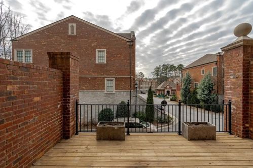 2912 Hermance Dr, Atlanta GA  30319-2704 exterior