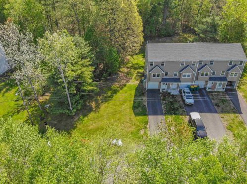 5 Valley Ln, Kingston, NH 03848-3400