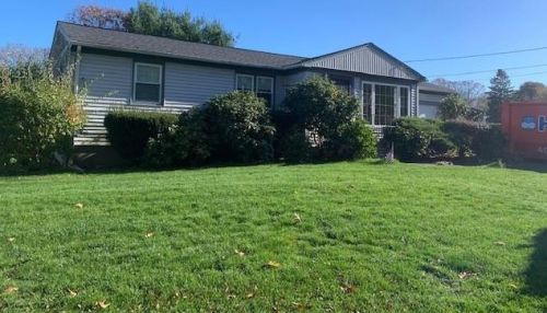 152 Larchmont Rd, Warwick, RI 02886-6843