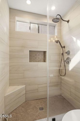 3072 Lamplighter St, Simi Valley CA  93065-5287 exterior