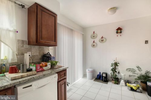 12206 Lemar Ct, Silver Spring MD 20904-1879 exterior