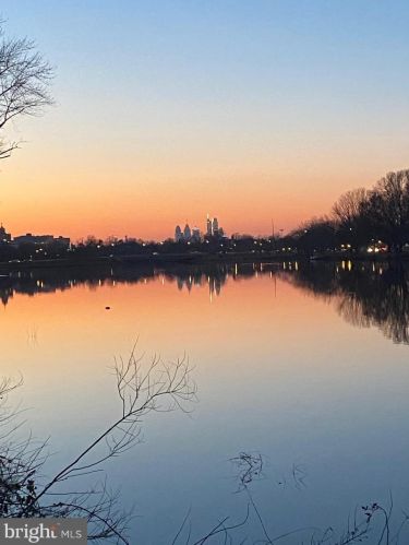 200 Park Dr, Camden, NJ 08108-1030