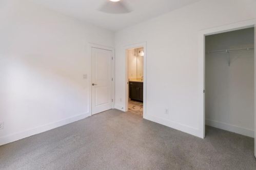 4015 Haverhill Dr, Atlanta GA  30342-3816 exterior