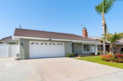 5921 Avenida Arbol, Anaheim, CA 92807-3220