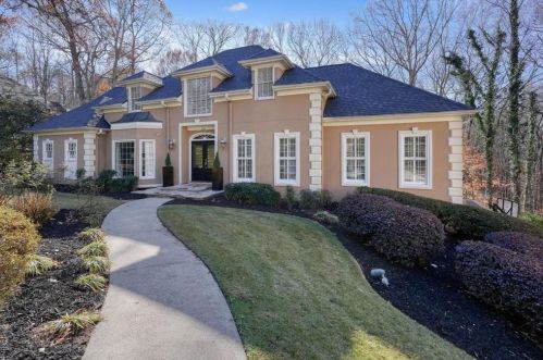 290 Foxley Way, Roswell, GA 30075-1789