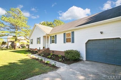 149 Point Blvd, Moyock, NC 27958-8619