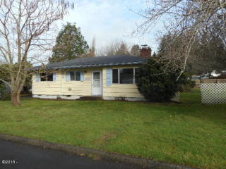 1926 Kauri St, Toledo, OR 97391-2141