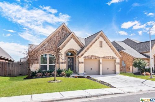 2147 Pioneer Pass, Seguin, TX 78155-4456