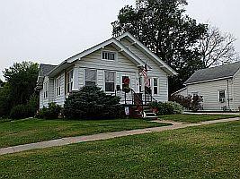 113 Mill St, Kewanee, IL 61443-3435