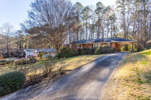 1879 Audubon Dr, Atlanta GA  30329-2706 exterior