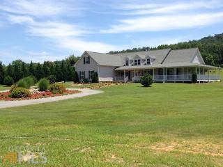 26 Landers Rd, Rydal, GA 30171-1657