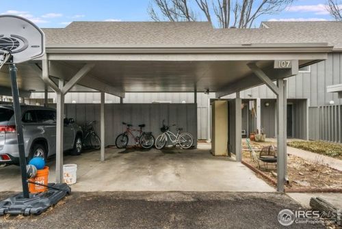 809 Drake Rd, Fort Collins, CO 80525-1869