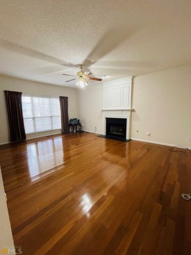 3800 Lake Lanier Dr, Duluth GA  30097-7921 exterior