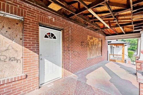 1046 Mayson Turner Rd, Atlanta, GA 30314-2833