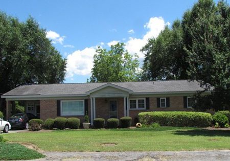115 Myrick St, Barnwell, SC 29812-3018