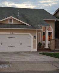 9309 Ainsworth Ave, Tacoma WA  98444-4269 exterior