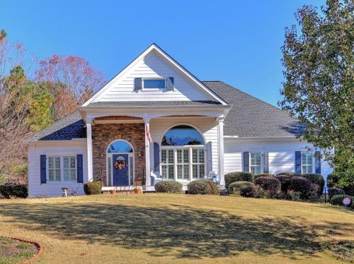316 Red Fox Dr, Holly Springs, GA 30114-6560