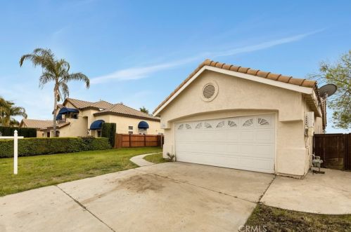 1306 Avenida Floribunda, San Jacinto, CA 92583-6823