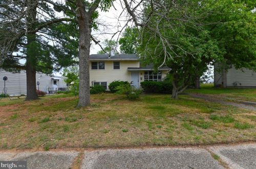 305 Carnegie Ave, Wenonah, NJ 08090-1411