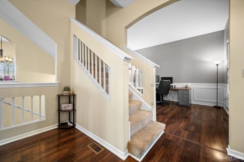 2640 Pecos Cir, Boulder Hill, IL 60538-3709
