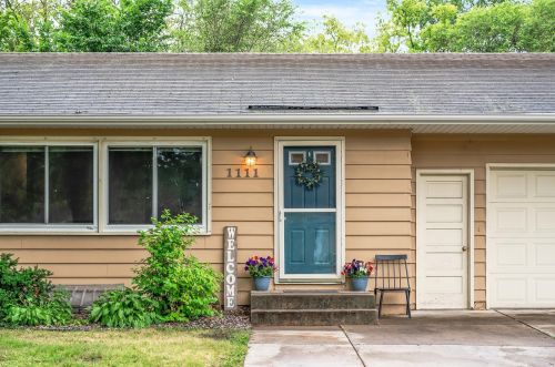 1111 2nd St, Saint Paul MN  55112-7337 exterior