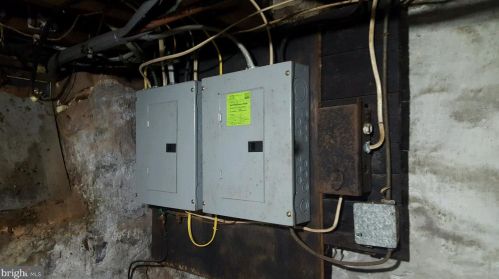 30 Woodland St, Trenton NJ 08610-6147 exterior