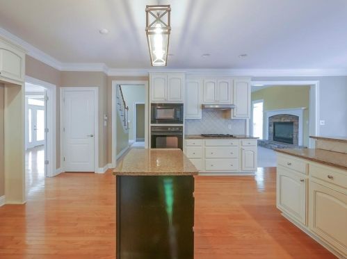 1128 Charleston Rdg, Mcdonough, GA 30252-8428