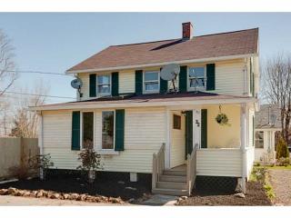 32 Carder Rd, Warwick, RI 02889-5324