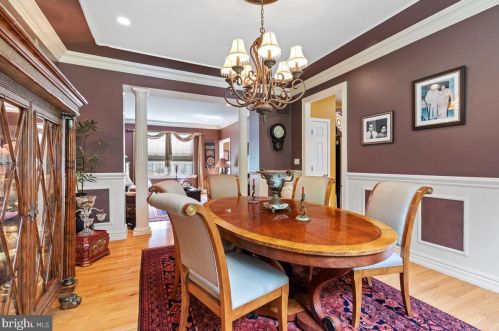13 Colts Run Rd, Princeton NJ  08540-8593 exterior
