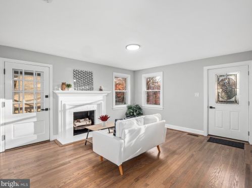 709 Gist Ave, Silver Spring MD 20910-5234 exterior