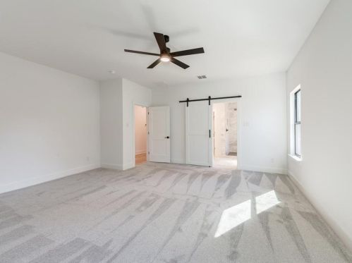 1821 Sylvania Ave, Fort Worth TX  76111-2740 exterior