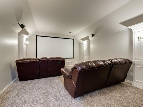 8753 Running River Ln, Fort Worth TX  76131-3373 exterior