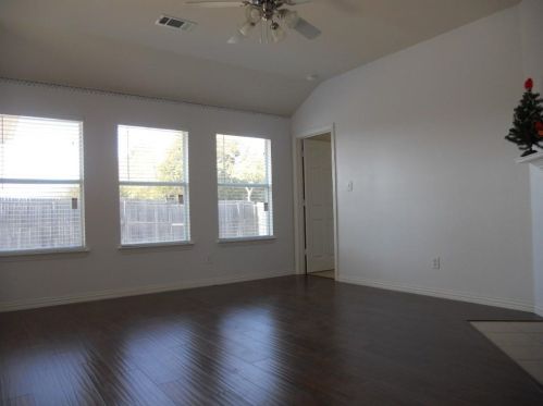 725 Cedar Cove Dr, Princeton TX  75407-2843 exterior