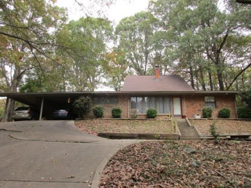 53 Redbud Cv, Helena, AR 72342-1319