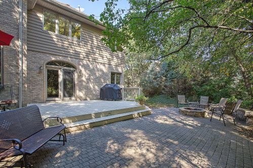 1208 Pleasant Pl, Lemont IL  exterior