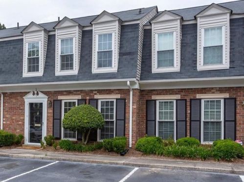 13 George Wythe Pl, Atlanta GA  30318-1504 exterior