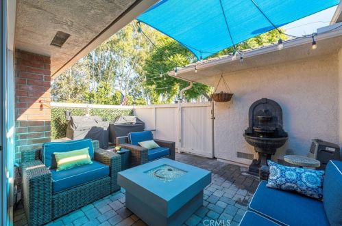 9 Cherry, Irvine CA  92612-2313 exterior