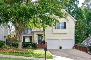 113 Northtowne Dr, Holly Springs, GA 30188-2640