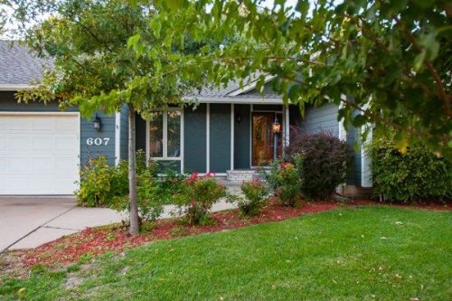607 Honeybrook Ln, Derby, KS 67037-3614