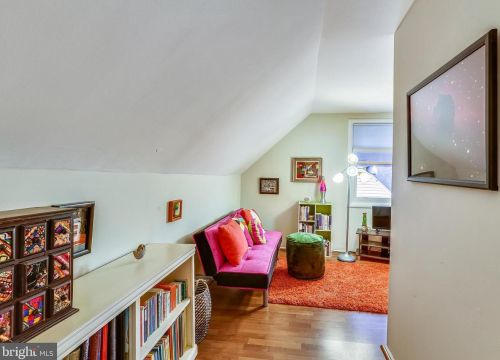 2225 Luzerne Ave, Silver Spring MD 20910-2135 exterior