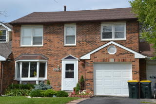 1337 Big Horn Trl, Carol Stream IL  60188-9075 exterior