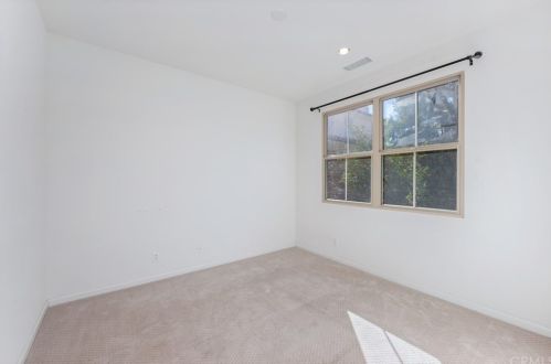 48 Twin Gables, Irvine CA  92620-3506 exterior