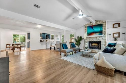 406 Lakeway Dr, Georgetown, TX 78628-2840