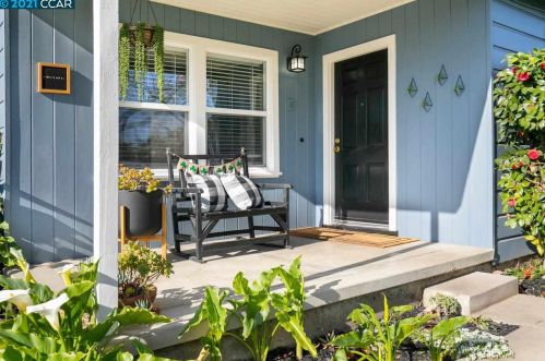 1829 Noemi Dr, Concord CA  94519-1445 exterior