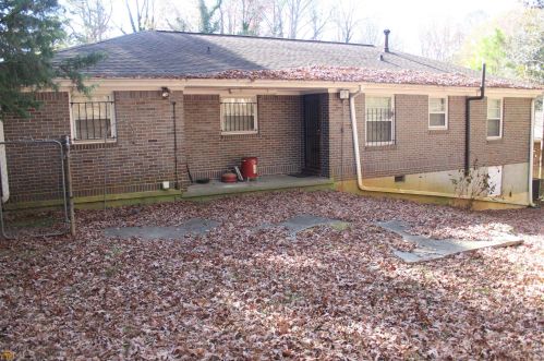 2329 Englewood Dr, Atlanta GA  30344-2207 exterior