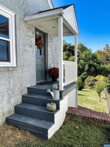 66 Beverley Ct, Staunton, VA 24401-3766