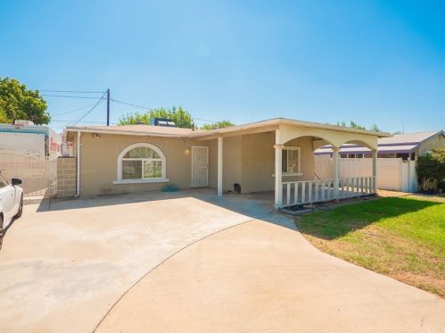 1724 Jeryl Ave, Colton, CA 92324-1426